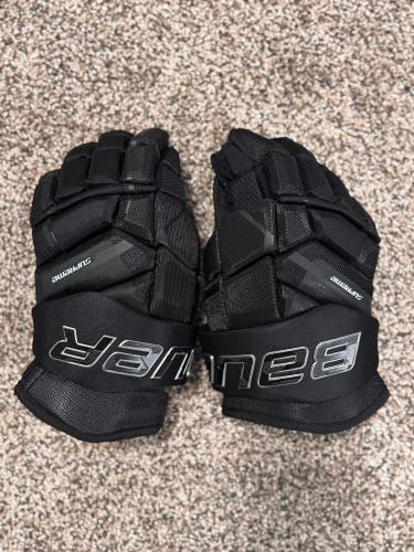 Bauer Supreme Mach Gloves 13" (Used)