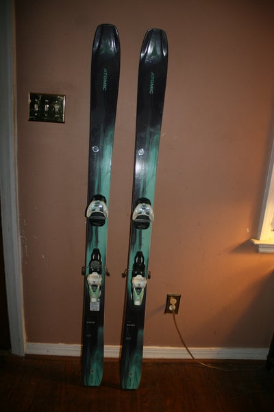 Women's All Mountain 174 cm Atomic Maven 93c Skis With ATOMIC Bindings