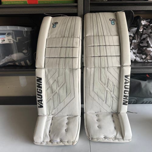 34" Vaughn Velocity VE8 Pro Goalie Leg Pads (Used)