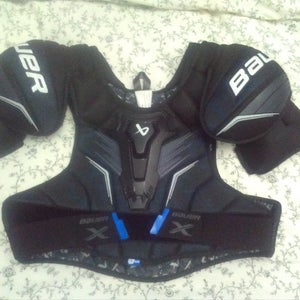 Men's Large Senior Bauer  X Shoulder Pads (Used)