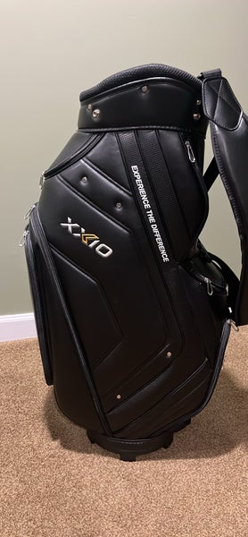 XXIO Tour Staff Bag (New)