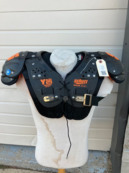 Medium Youth Schutt Y-Flex 500 Shoulder Pads (Used)