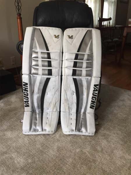 Velocity V6 1000 Goalie Leg Pads Senior 33+2