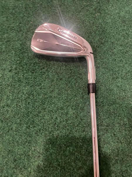 Men's 2025 TaylorMade Qi 4 iron Right Handed Stiff Flex Steel Shaft (New)
