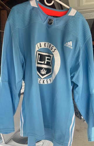 Powder Blue Size 56 LA Kings Men's Adidas Jersey (New)