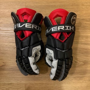 2022 National Champions Maryland Lacrosse Gloves