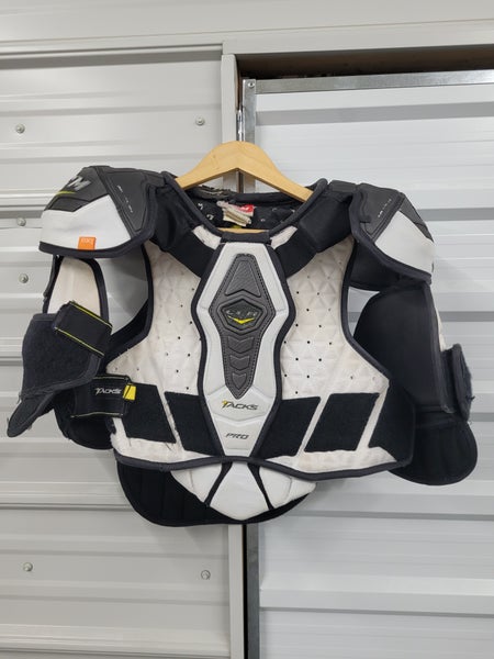 Medium Senior CCM Ultra Tacks Pro Shoulder Pads Pro Stock (Used)