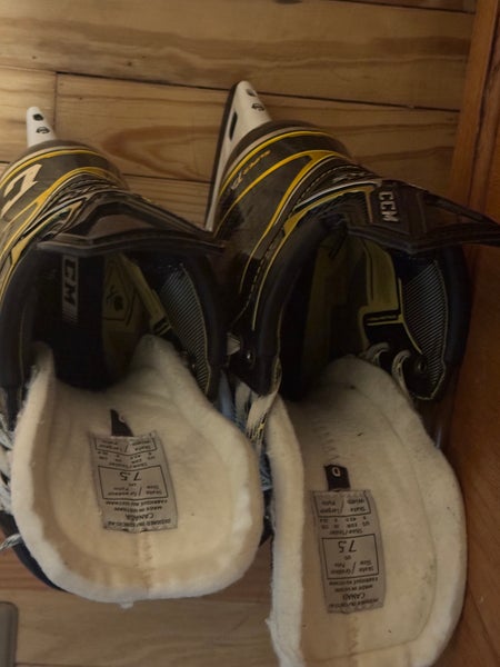 2020CCM Super Tacks AS3 Pro Hockey Skates Regular Width 7.5