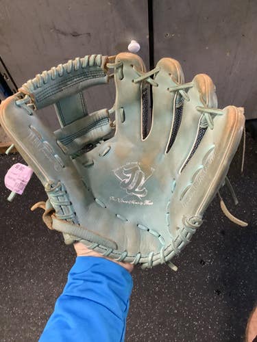 Used THE JL GLOVE COMPANY BB/SB Glove RH Throw Teal 11 1/2" 10743-S000463268
