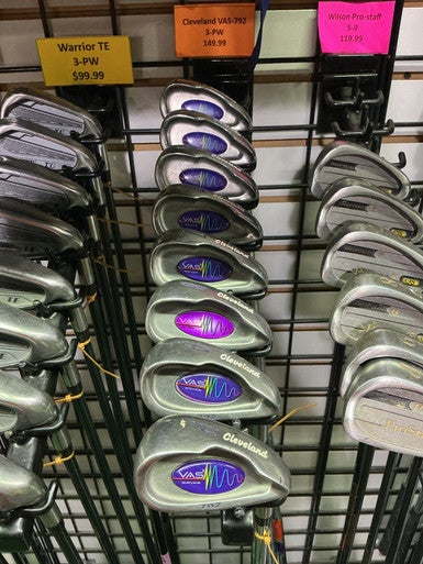 Cleveland (Used) Right Handed Men's Regular Flex Steel Shaft 8 Pieces Iron Set