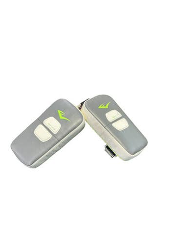 Used Everlast Martial Arts Blocking Pad Senior 10743-S000470039