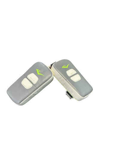 Used Everlast Martial Arts Blocking Pad Senior 10743-S000470039