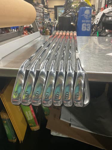 Used Mizuno 223 PRO Mens Iron Set RH 4I-PW 11834-S000042681