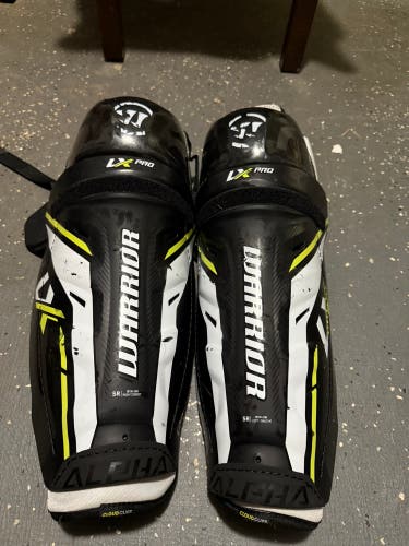 Senior Warrior Alpha LX Pro 16" Shin Pads (Used)
