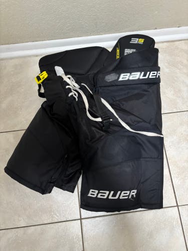 Men's Intermediate Large Bauer Supreme 3S Hockey Pants (Used)