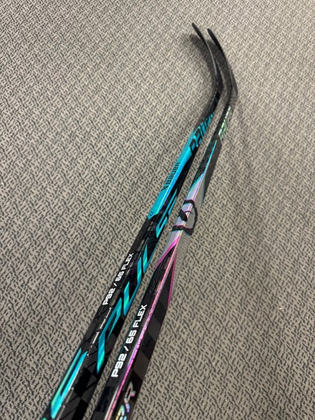 2-Pack Intermediate Bauer PULSE/Proto2  Right Handed Hockey Stick P92 65 Flex (New)