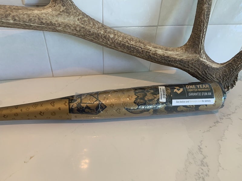 NIW 2023 DeMarini Voodoo One 34/31 (-3) BBCOR Baseball Bat