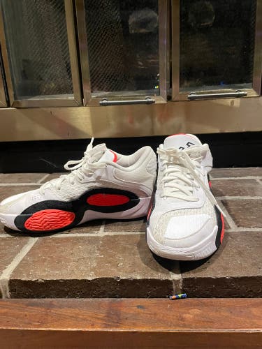 Men's Size M 8.0 (W 9.0) Air Jordan 8 Shoes (Used)