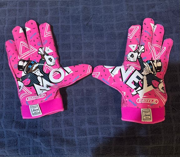 Pink XL Adult Battle Gloves (Used)