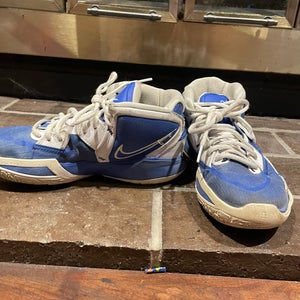 Men's Size M 6.0 (W 7.0) Nike Shoes (Used)