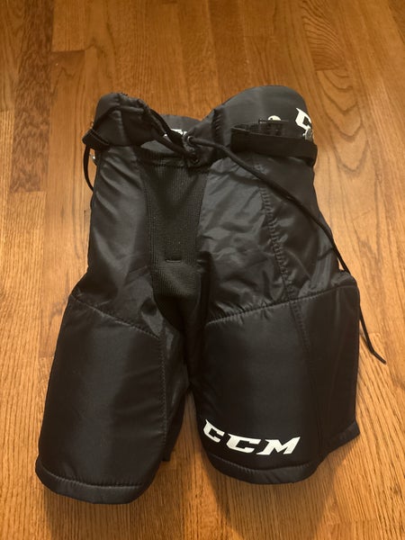 Youth Large CCM HP30 Hockey Pants (New)