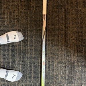 Senior Bauer Vapor Hyperlite 2 Left Hand Hockey Stick P90TM 70 Flex (Used)