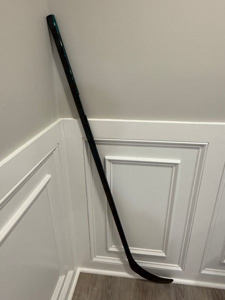 CCM VIZION STICK Intermediate Right Hand 55 Flex P29 + 1/4 -