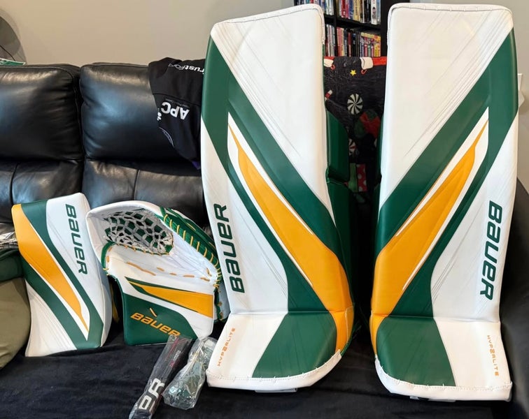BRAND NEW London Knights Goalie Pads, Glove and Blocker!!