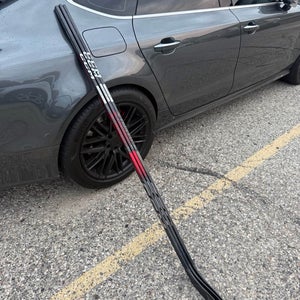 Left hand-Ccm jetspeed FT7 pro hockey sticks p29 curve