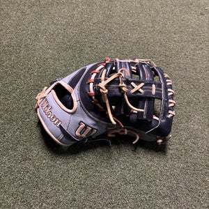 Wilson A2000 RH First Base Baseball Glove 12.5