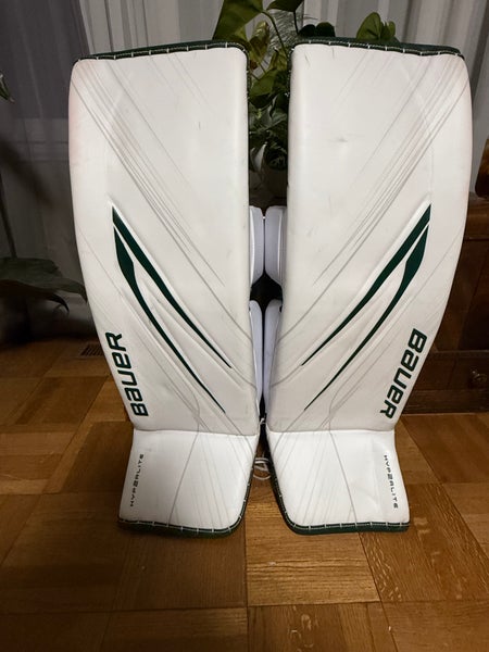 XL 2024 Bauer Hyperlite 2 Goal Set Pro Stock (Used)