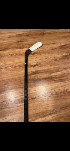Intermediate Right Handed Hockey Stick P90TM 65 Flex (New)