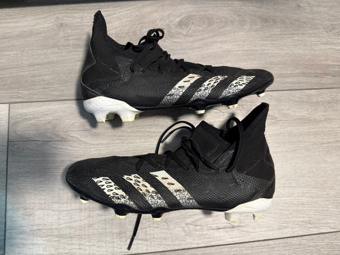Black Men's Size M 8.5 (W 9.5) Adidas Predator Elite FG Molded Cleats Cleats (Used)