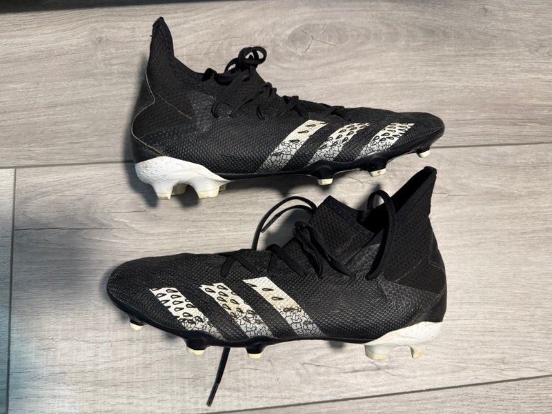 Black Men's Size M 8.5 (W 9.5) Adidas Predator Elite FG Molded Cleats Cleats (Used)