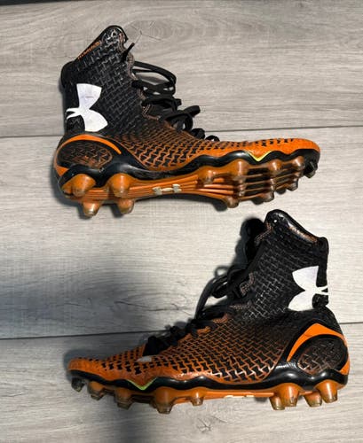 Men's Size M 9.5 (W 10.5) Under Armour Highlight High Top Molded Cleats (Used)