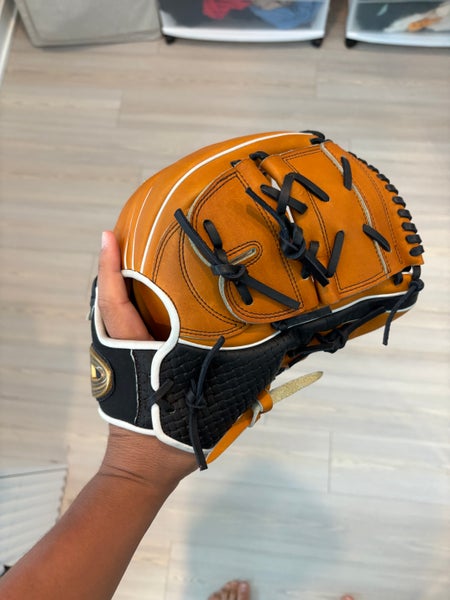 D-Quest Japan baseball pitchers glove