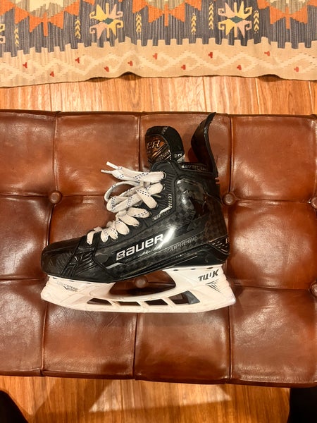 2022 Bauer Supreme Mach Hockey Skates Regular Width 7.5 (Used)