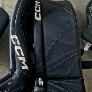 32" +1 CCM Axis 2.9 Regular Goalie Full Set (Used)