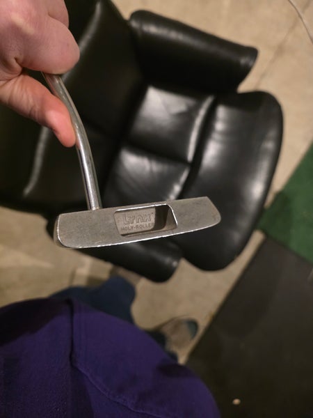 Lynx Right Handed Putter (Used)