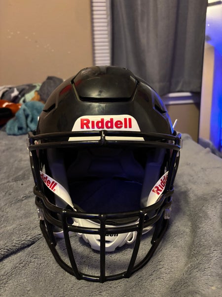 Youth Medium Riddell SpeedFlex Helmet (Used)