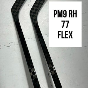 Senior(2x)Right PM9 77 Flex ProBlackStock™ Unbranded Blackouts Pro Stock Nexus Hockey Sticks