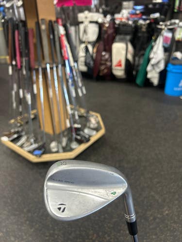 Used Taylormade MILLED GRIND Golf Wedge Mens RH 52 Degree 11337-S000473934