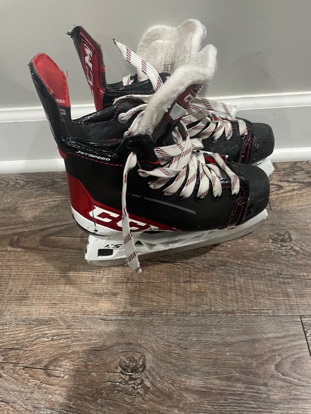 2023 CCM Hockey Skates Size 1.5 (Used)