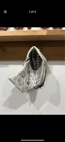 CCM EFlex 6 580 glove