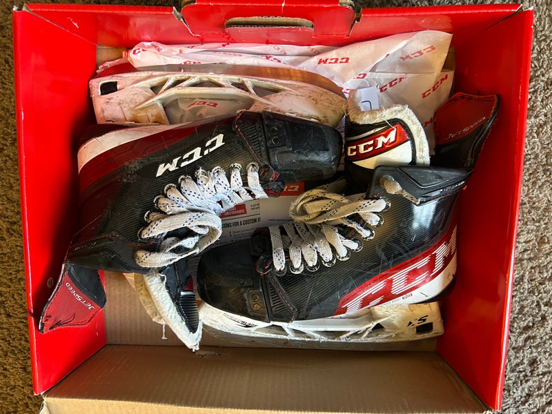 CCM JetSpeed FT4 Hockey Skates Wide Width 6.5 (Used)
