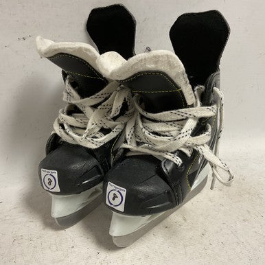 Used CCM TACKS 9040 Youth Hockey Skate Youth 08.0 11855-S000191932