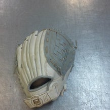 Used Franklin FIELDMASTER RH Throw Fastpitch Gloves White 10 1/2" 11339-S000195188
