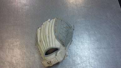 Used Franklin FIELDMASTER RH Throw Fastpitch Gloves White 10 1/2" 11339-S000195188