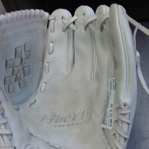 Used Rawlings LIBERTY ADVANCED BB/SB Glove RH Throw White 11 1/2" 11339-S000195179