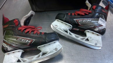 Used CCM JETSPEED FT460 Junior Hockey Skate Junior 05 11339-S000195114